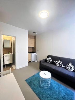 Отель Les Halles Appartements  Париж